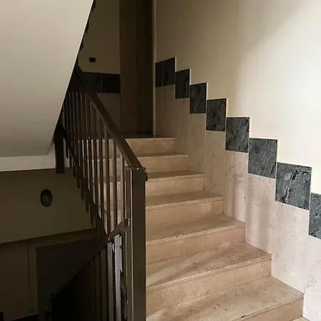 Bilocale Nel Centro Di Appartamento Cassino